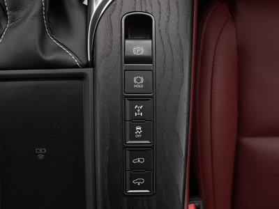 صورة مصغرة 35 لـ 2022 Lexus LX