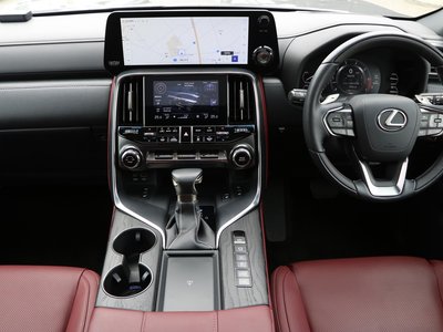 صورة مصغرة 24 لـ 2022 Lexus LX
