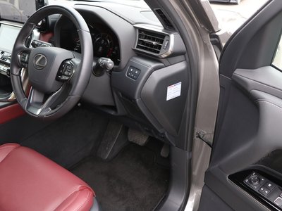 صورة مصغرة 46 لـ 2022 Lexus LX