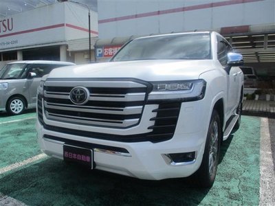 TOYOTA LAND CRUISER 300 - 1