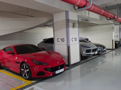 FERRARI PORTOFINO - 10