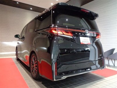 صورة 10 لـ 2024 Toyota VELLFIRE