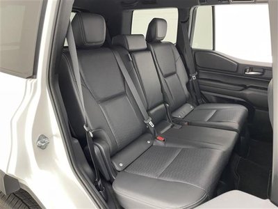 2025 Toyota LAND CRUISER 250 — миниатюра 26