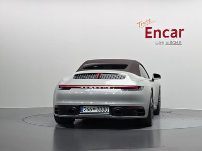 PORSCHE 911 - 4