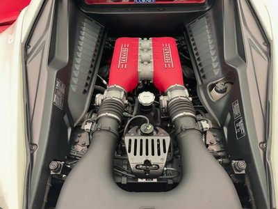 2011 FERRARI 458 ITALIA — миниатюра 14