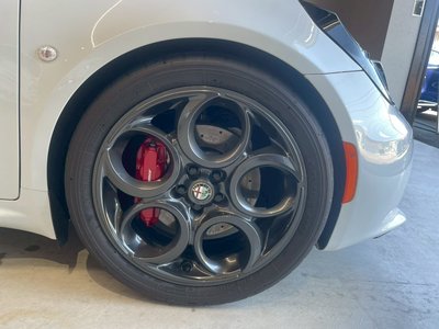 2015 ALFA Romeo 4C 照片 10