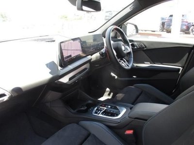 صورة 3 لـ 2024 BMW 1 SERIES