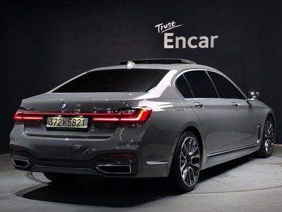 صورة 3 لـ 2021 BMW 7 SERIES