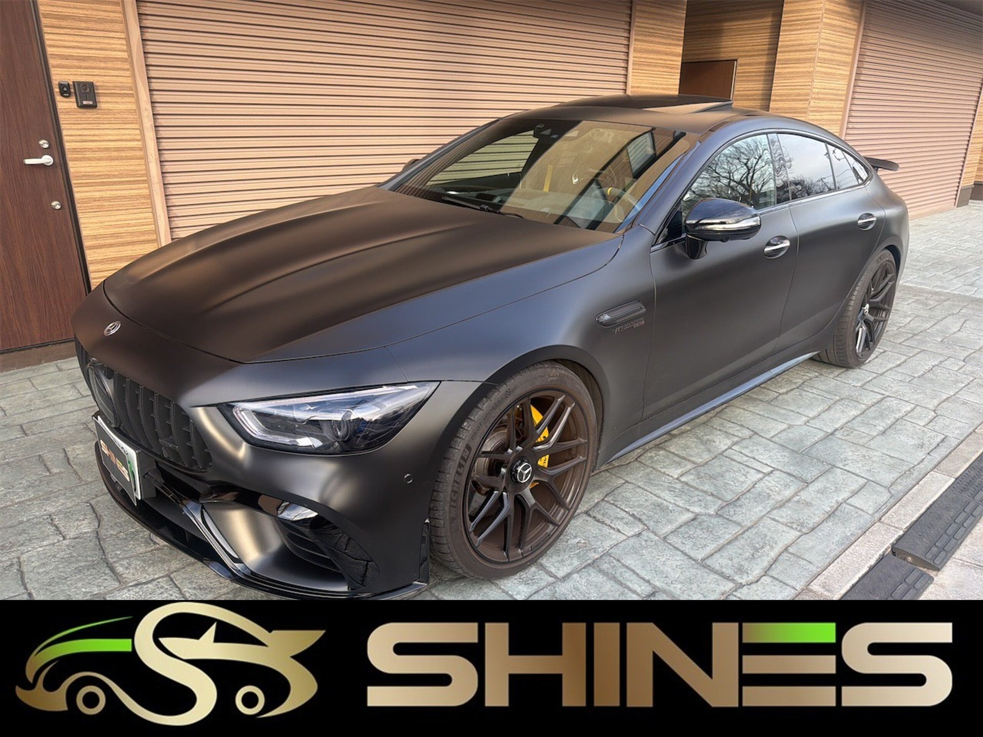 MERCEDES-BENZ GT 4-DOOR COUPE AMG - View 1