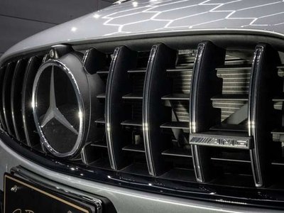 MERCEDES-BENZ E-CLASS - 7