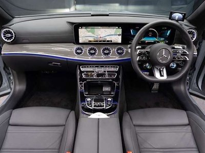 MERCEDES-BENZ E-CLASS - 2