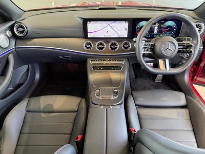 MERCEDES-BENZ E-CLASS - 8