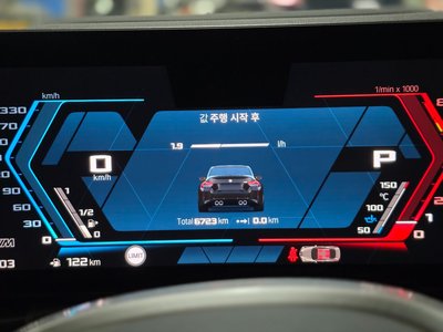 صورة 8 لـ 2025 BMW M2