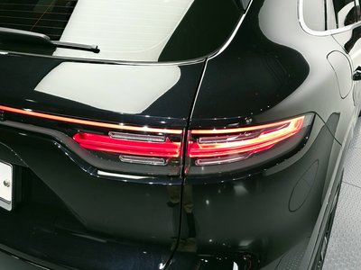 PORSCHE CAYENNE - 10