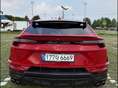 2024 Lamborghini URUS 照片 3