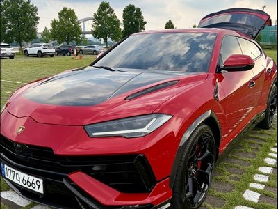 2024 Lamborghini URUS 照片 1