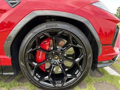 2024 Lamborghini URUS 照片 9
