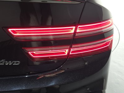GENESIS G80 (RG3) - 10