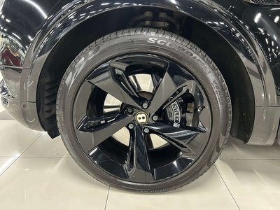 صورة مصغرة 16 لـ 2020 Bentley BENTAYGA