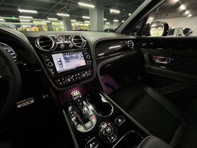 صورة 10 لـ 2020 Bentley BENTAYGA