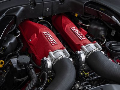 FERRARI ROMA SPIDER - 8