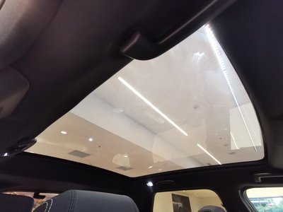 LAND ROVER DISCOVERY SPORT - 3