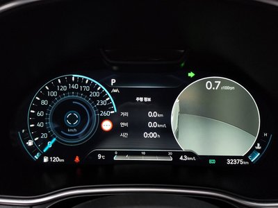 GENESIS GV80 - 8