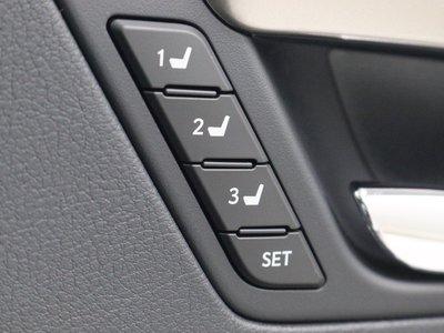 2021 Lexus RX — миниатюра 15