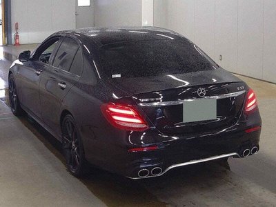 MERCEDES-BENZ E-CLASS - 2