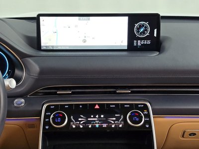 2022 Genesis GV80 thumbnail 18