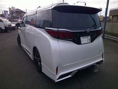 TOYOTA ALPHARD - 6