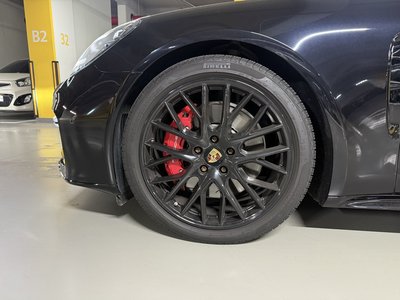 PORSCHE PANAMERA - 6