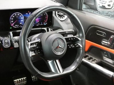MERCEDES-BENZ GLA - 9