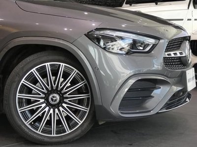 MERCEDES-BENZ GLA - 5