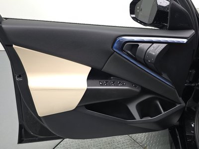 2025 BMW X3 缩略图 14