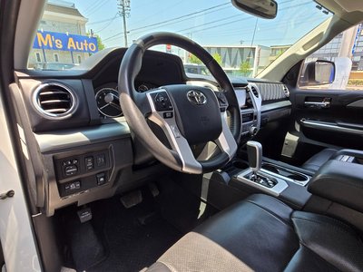 2014 Toyota TUNDRA thumbnail 15