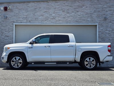 2014 Toyota TUNDRA photo 6