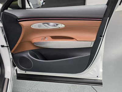 2024 Genesis GV70 — миниатюра 14