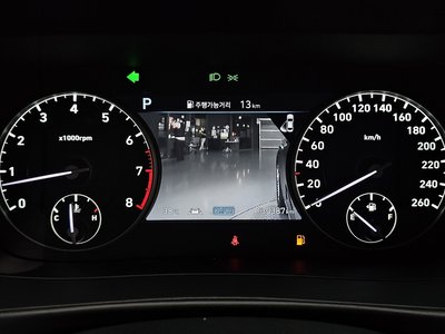 2021 Genesis G90 thumbnail 11