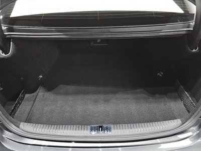 2021 Genesis G90 thumbnail 32