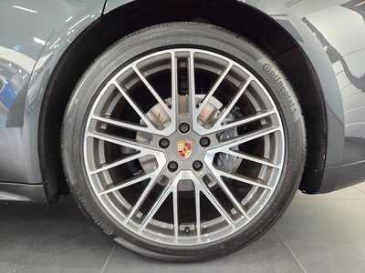 PORSCHE PANAMERA - 6