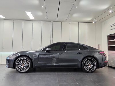 PORSCHE PANAMERA - 7