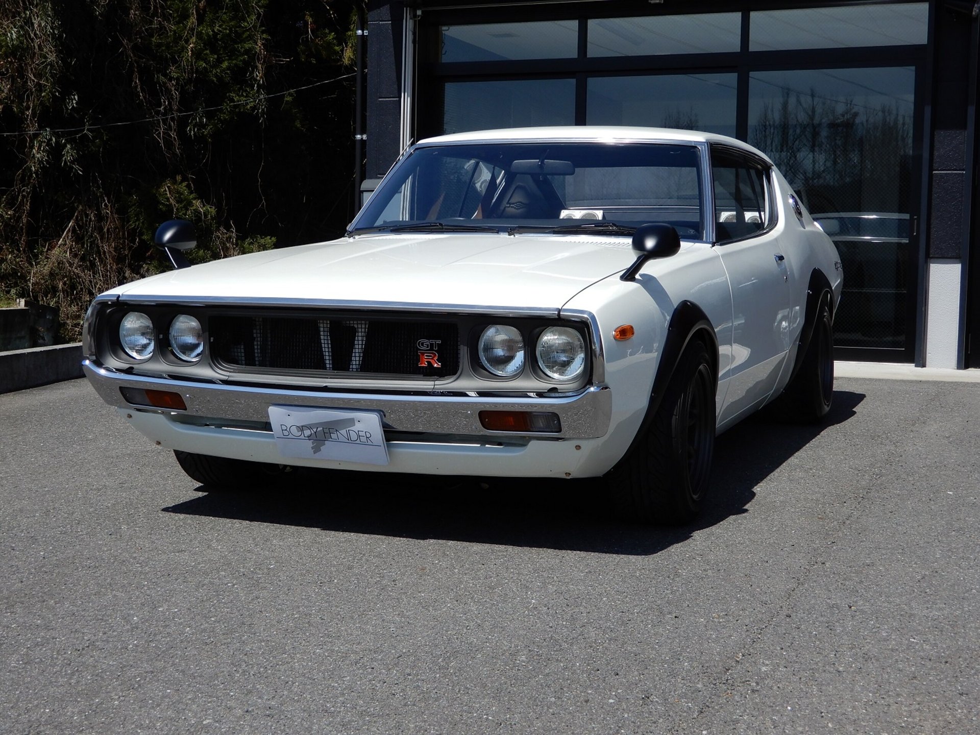 NISSAN SKYLINE COUPE - View 1
