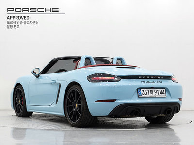 PORSCHE 718 - 4