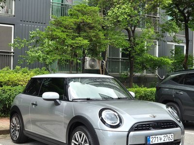 صورة 3 لـ 2025 MINI COOPER C