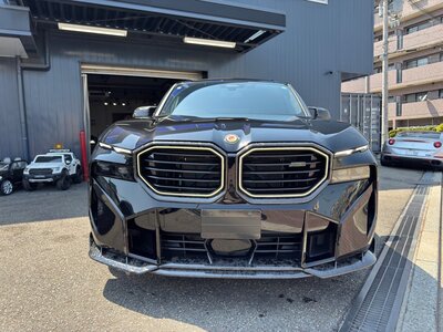 BMW XM 2023 thumbnail 3
