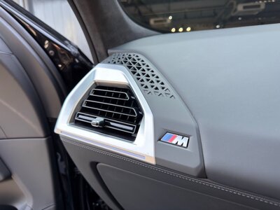 BMW XM 2023 thumbnail 60
