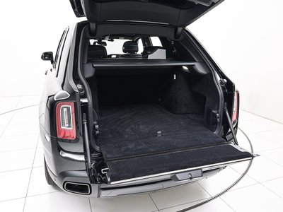 ROLLS-ROYCE CULLINAN - 10