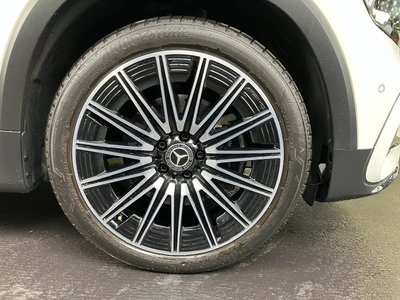 MERCEDES-BENZ GLB - 6