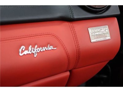 صورة مصغرة 34 لـ 2010 Ferrari CALIFORNIA